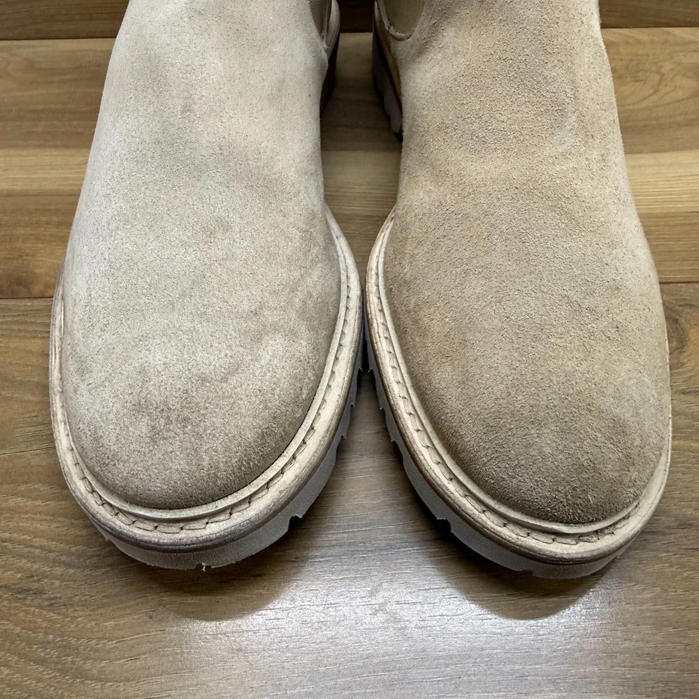 Allen Edmonds Discovery Chelsea Boots 10.5 D Parchment Extra Lite Lug Old Money